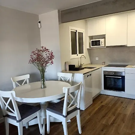 Apartment Seafront Pineda